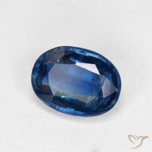 Disthène Bleu marine naturelle Coupe ovale, 1.71 ct, VS-SI