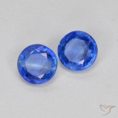 Achetez naturel 0.71ct Bleu azur profond Disthène gems, Coupe roude, En provenance Népal chez GemSelect. En stock, livraison internationale!
