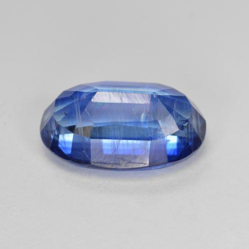 Disthène Bleu azur profond naturelle Coupe ovale, 5.62 ct, SI