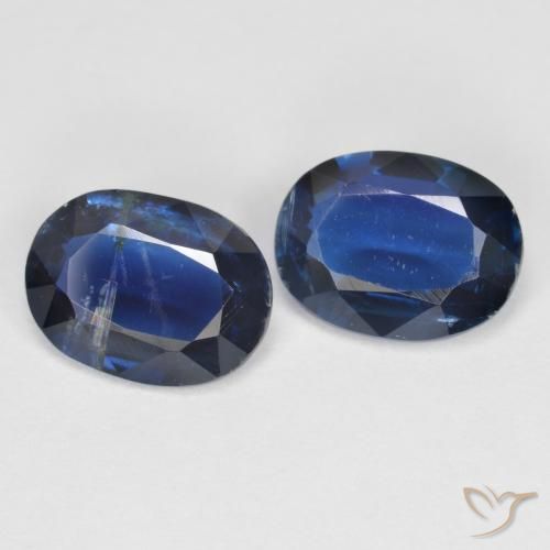 Shop natural 2.65ct Bleu marine Disthène gems, ovale, from Népal at GemSelect. In stock, global shipping!