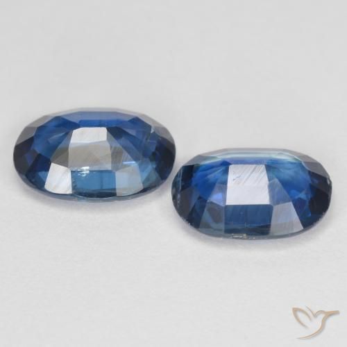 Achetez naturel 2.66ct Bleu marine Disthène gems, Coupe ovale, En provenance Népal chez GemSelect. En stock, livraison internationale!