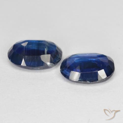 Shop natural 2.73ct Bleu marine Disthène gems, ovale, from Népal at GemSelect. In stock, global shipping!