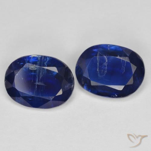 Shop natural 2.85ct Bleu royal Disthène gems, ovale, from Népal at GemSelect. In stock, global shipping!
