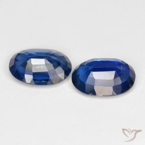 Shop natural 2.65ct Bleu foncé Disthène gems, ovale, from Népal at GemSelect. In stock, global shipping!