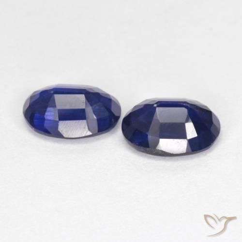 Shop natural 2.08ct Bleu royal Disthène gems, ovale, from Népal at GemSelect. In stock, global shipping!