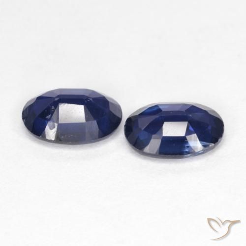 Shop natural 1.86ct Bleu foncé Disthène gems, ovale, from Népal at GemSelect. In stock, global shipping!