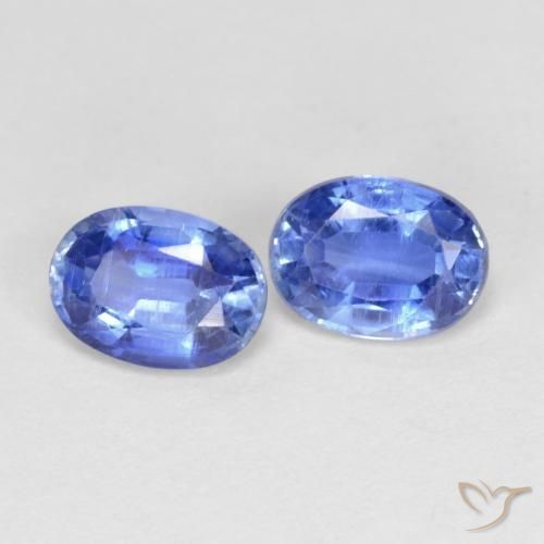 Shop natural 2.04ct Bleu marine moyen Disthène gems, ovale, from Népal at GemSelect. In stock, global shipping!