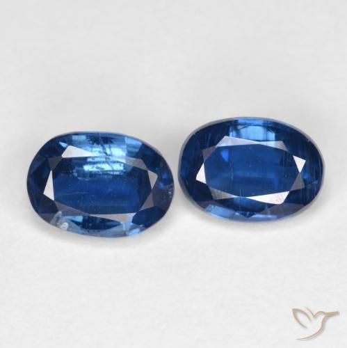 Shop natural 2.14ct Bleu marine Disthène gems, ovale, from Népal at GemSelect. In stock, global shipping!