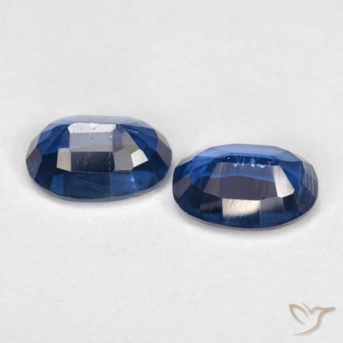 Shop natural 2.14ct Bleu marine Disthène gems, ovale, from Népal at GemSelect. In stock, global shipping!
