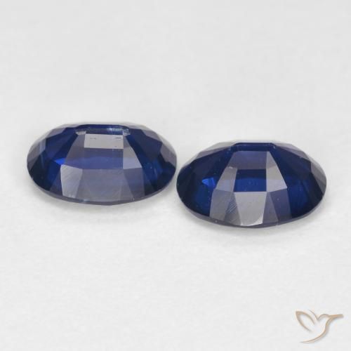 Shop natural 2.00ct Bleu marine Disthène gems, ovale, from Népal at GemSelect. In stock, global shipping!