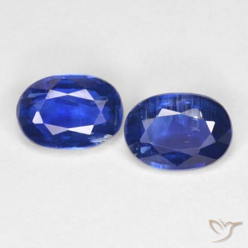 Shop natural 1.86ct Bleu franc Disthène gems, ovale, from Népal at GemSelect. In stock, global shipping!