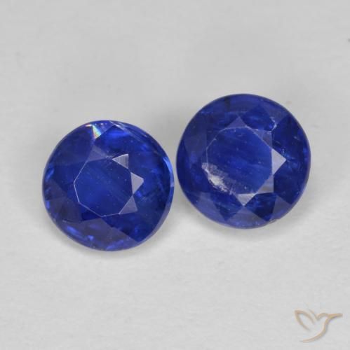 Shop natural 1.35ct Bleu foncé Disthène gems, Tour, from Népal at GemSelect. In stock, global shipping!