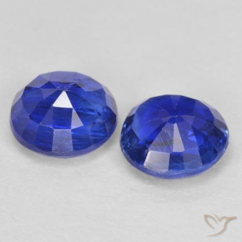 Shop natural 1.30ct Bleu foncé Disthène gems, Tour, from Népal at GemSelect. In stock, global shipping!