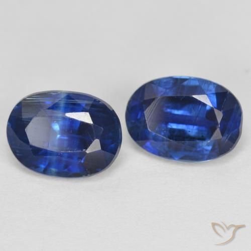 Shop natural 2.07ct Bleu égyptien Disthène gems, ovale, from Népal at GemSelect. In stock, global shipping!