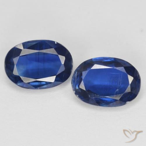 2.02ctw Naturel Bleu marine Disthène, ovale, SI
