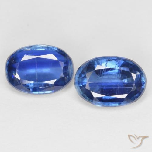 2.01ctw Naturel Bleu marine Disthène, ovale, SI