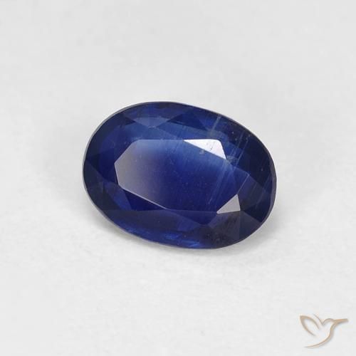 Disthène Bleu royal naturelle ovale, 0.96 ct, VS