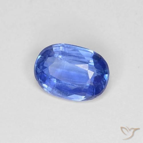 Disthène Bleu marine moyen naturelle ovale, 0.84 ct, VS