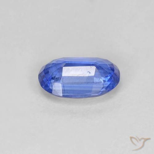 Disthène Bleu marine moyen naturelle ovale, 0.84 ct, VS