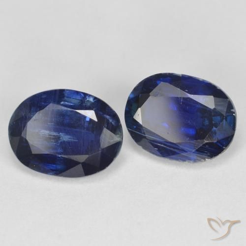 Shop natural 3.20ct Bleu marine Disthène gems, ovale, from Népal at GemSelect. In stock, global shipping!