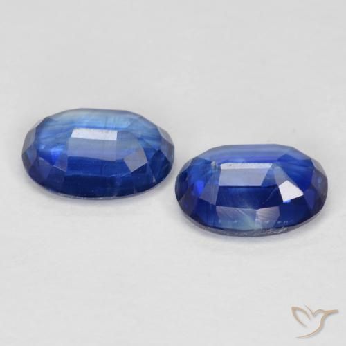 Shop natural 2.00ct Bleu foncé Disthène gems, ovale, from Népal at GemSelect. In stock, global shipping!
