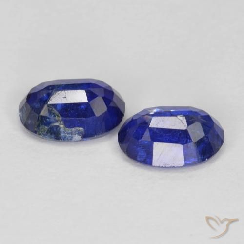 Shop natural 1.97ct Bleu royal Disthène gems, ovale, from Népal at GemSelect. In stock, global shipping!
