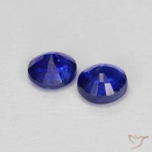 Shop natural 0.48ct Bleu marine intense Disthène gems, Tour, from Népal at GemSelect. In stock, global shipping!
