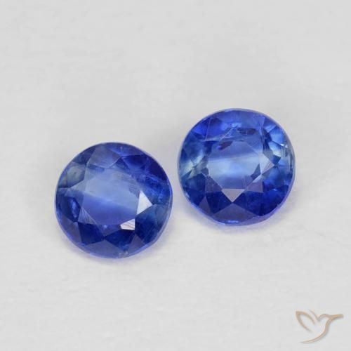 Shop natural 0.56ct Bleu marine Disthène gems, Tour, from Népal at GemSelect. In stock, global shipping!