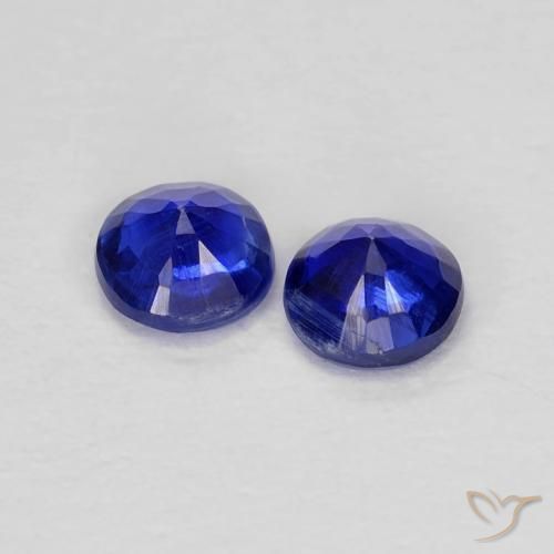 Shop natural 0.46ct Bleu marine Disthène gems, Tour, from Népal at GemSelect. In stock, global shipping!
