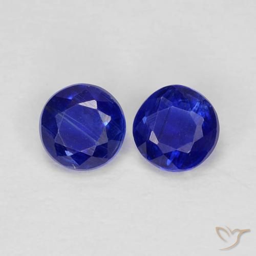 Shop natural 0.56ct Bleu foncé Disthène gems, Tour, from Népal at GemSelect. In stock, global shipping!