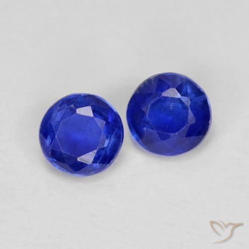 Shop natural 0.53ct Bleu marine intense Disthène gems, Tour, from Népal at GemSelect. In stock, global shipping!