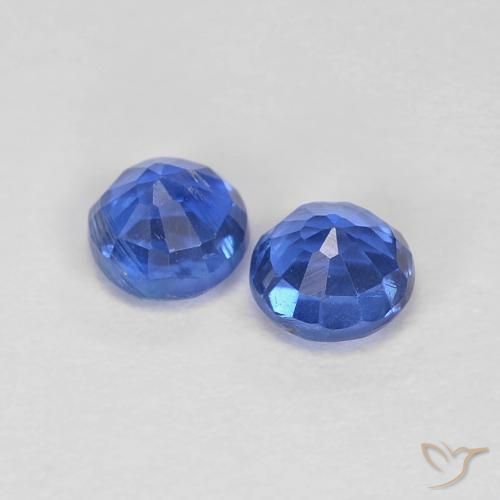 Shop natural 0.61ct Bleu azur profond Disthène gems, Tour, from Népal at GemSelect. In stock, global shipping!