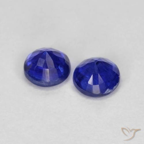 Shop natural 0.49ct Bleu foncé Disthène gems, Tour, from Népal at GemSelect. In stock, global shipping!