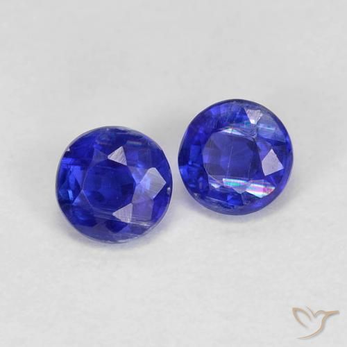 Shop natural 0.55ct Bleu foncé Disthène gems, Tour, from Népal at GemSelect. In stock, global shipping!