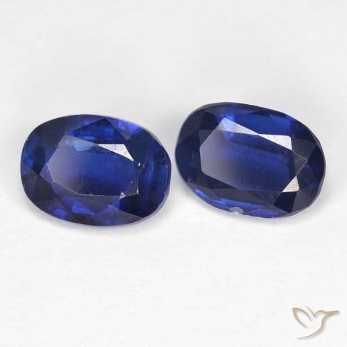 Shop natural 2.02ct Bleu marine intense Disthène gems, ovale, from Népal at GemSelect. In stock, global shipping!