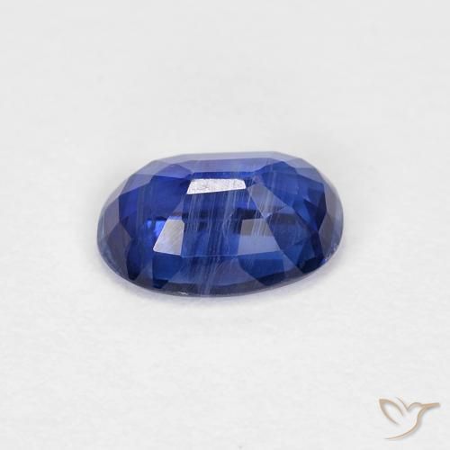 Disthène Bleu vif naturelle ovale, 0.96 ct, VS