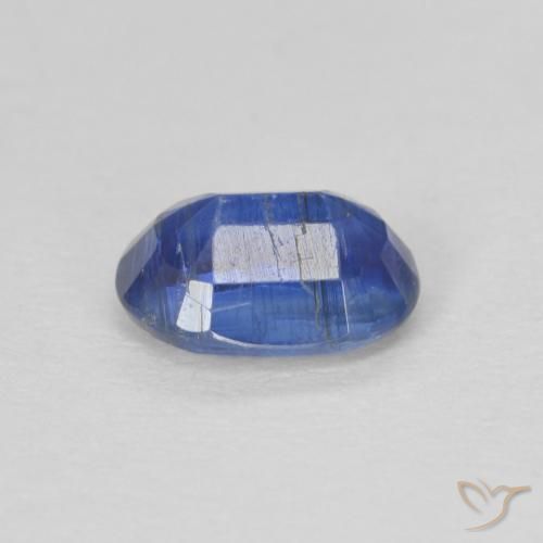 Disthène Bleu foncé naturelle ovale, 1.04 ct, SI
