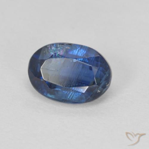Disthène Bleu foncé naturelle ovale, 1.32 ct, SI