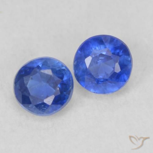 Shop natural 0.65ct Bleu foncé Disthène gems, Tour, from Népal at GemSelect. In stock, global shipping!