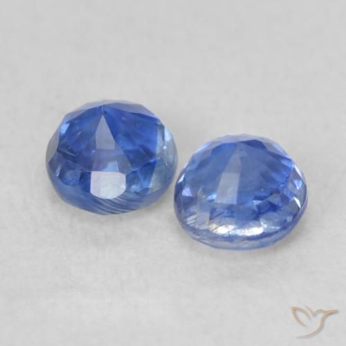 Shop natural 0.65ct Bleu foncé Disthène gems, Tour, from Népal at GemSelect. In stock, global shipping!