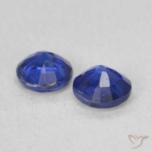 Shop natural 0.47ct Bleu marine Disthène gems, Tour, from Népal at GemSelect. In stock, global shipping!