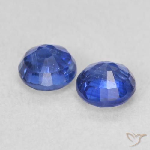 Shop natural 0.60ct Bleu foncé Disthène gems, Tour, from Népal at GemSelect. In stock, global shipping!