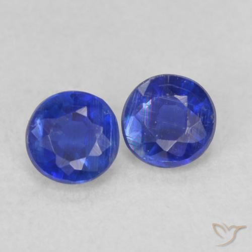 Shop natural 0.51ct Bleu foncé Disthène gems, Tour, from Népal at GemSelect. In stock, global shipping!