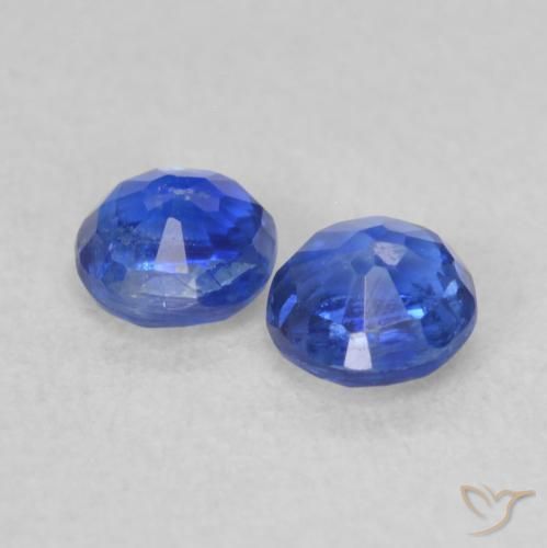 Shop natural 0.55ct Bleu égyptien Disthène gems, Tour, from Népal at GemSelect. In stock, global shipping!