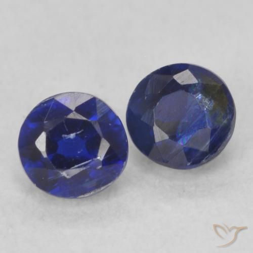 Shop natural 0.56ct Bleu foncé Disthène gems, Tour, from Népal at GemSelect. In stock, global shipping!