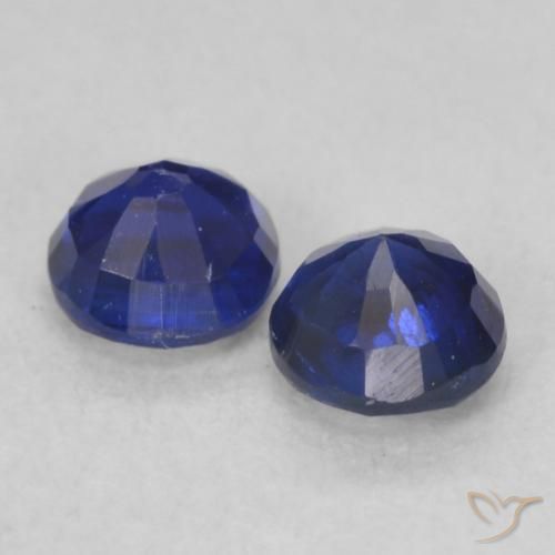 Shop natural 0.56ct Bleu foncé Disthène gems, Tour, from Népal at GemSelect. In stock, global shipping!