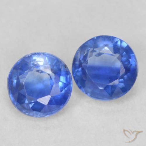 Shop natural 0.54ct Bleu franc Disthène gems, Tour, from Népal at GemSelect. In stock, global shipping!