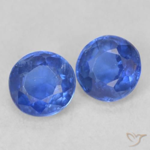 Shop natural 0.52ct Bleu franc Disthène gems, Tour, from Népal at GemSelect. In stock, global shipping!
