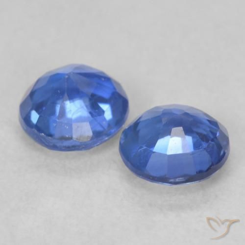 Shop natural 0.52ct Bleu franc Disthène gems, Tour, from Népal at GemSelect. In stock, global shipping!