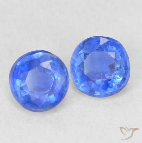 Shop natural 0.47ct Bleu azur profond Disthène gems, Tour, from Népal at GemSelect. In stock, global shipping!